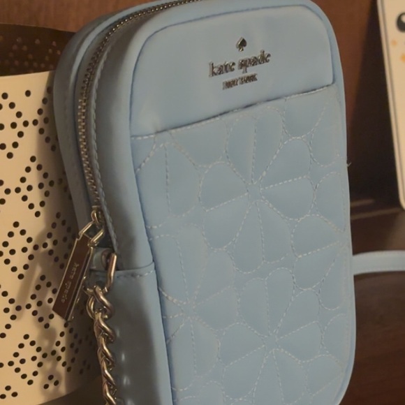 Kate Spade Spade Flower Quilted Fabric Phone Crossbody Bag in Montauk Blue - Picture 2 of 7